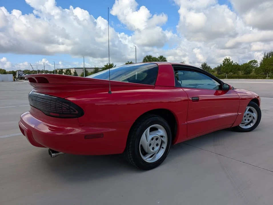 1994 Pontiac Firebird 4th Gen - Image 5 of 20
