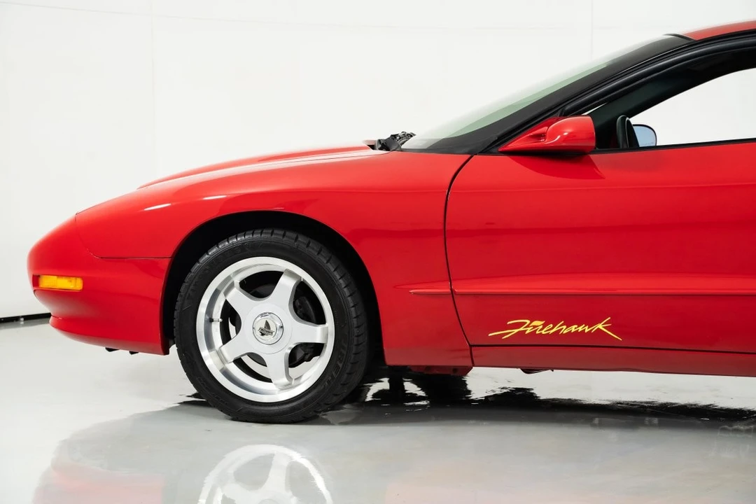 1994 Pontiac Firebird 4th Gen - Image 9 of 12