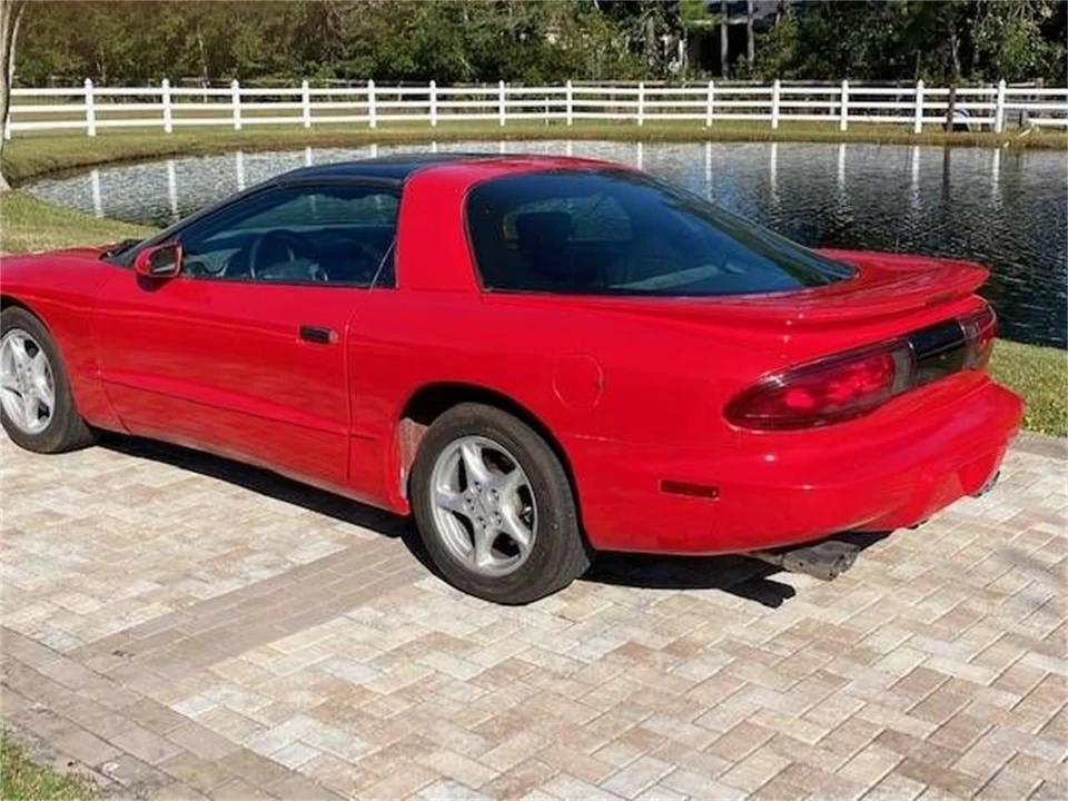 1994 Pontiac Firebird 4th Gen - Image 16 of 17