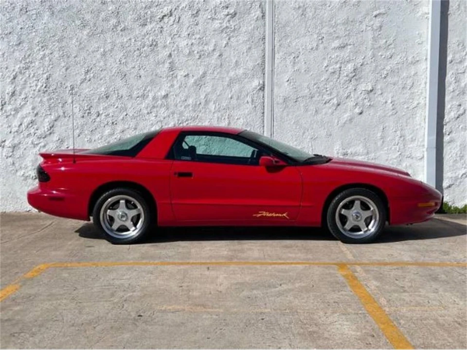 1994 Pontiac Firebird 4th Gen - Image 4 of 30