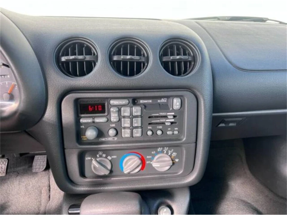 1994 Pontiac Firebird 4th Gen - Image 19 of 30