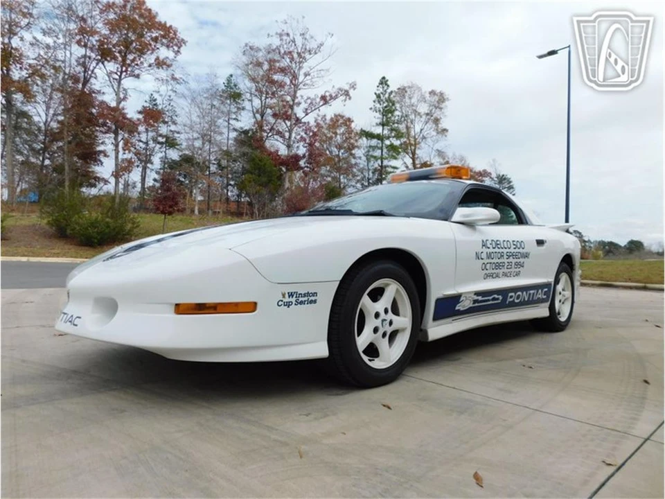 1994 Pontiac Firebird 4th Gen - Image 6 of 31