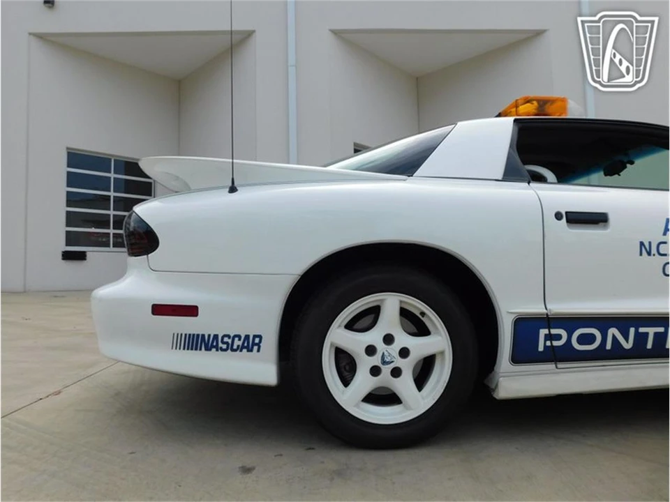 1994 Pontiac Firebird 4th Gen - Image 27 of 31