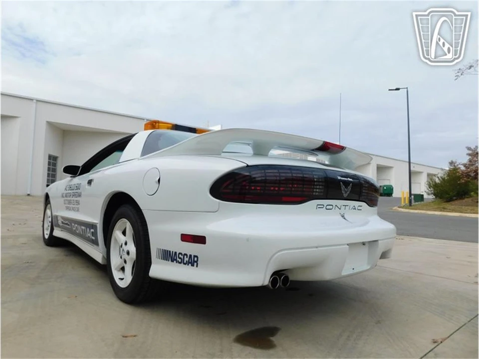 1994 Pontiac Firebird 4th Gen - Image 18 of 31