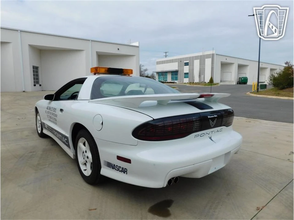 1994 Pontiac Firebird 4th Gen - Image 19 of 31
