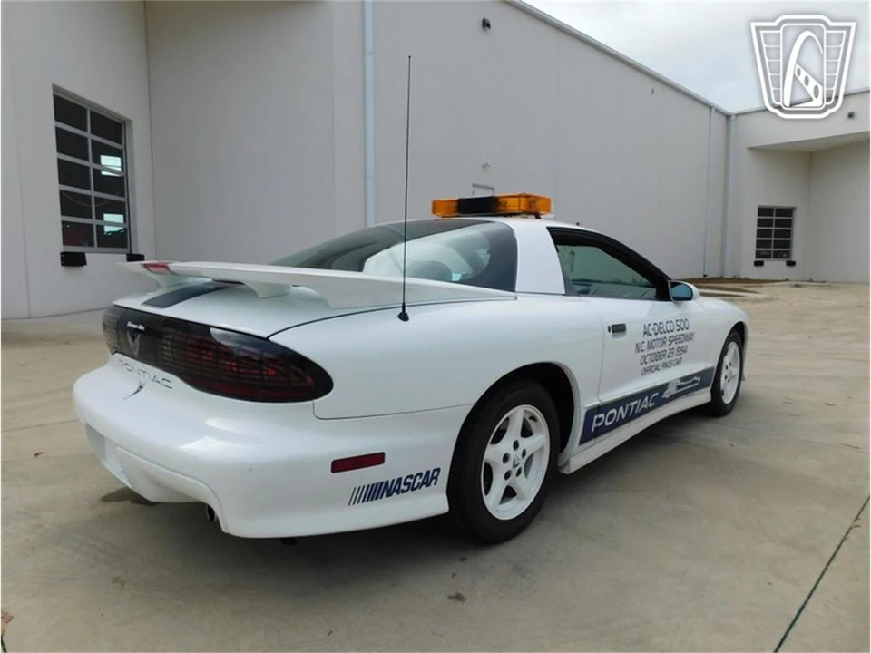 1994 Pontiac Firebird 4th Gen - Image 25 of 31