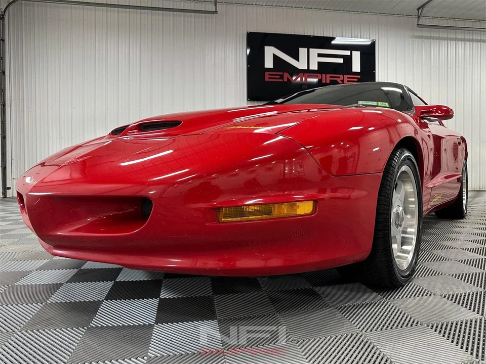 1994 Pontiac Firebird 4th Gen - Image 13 of 31