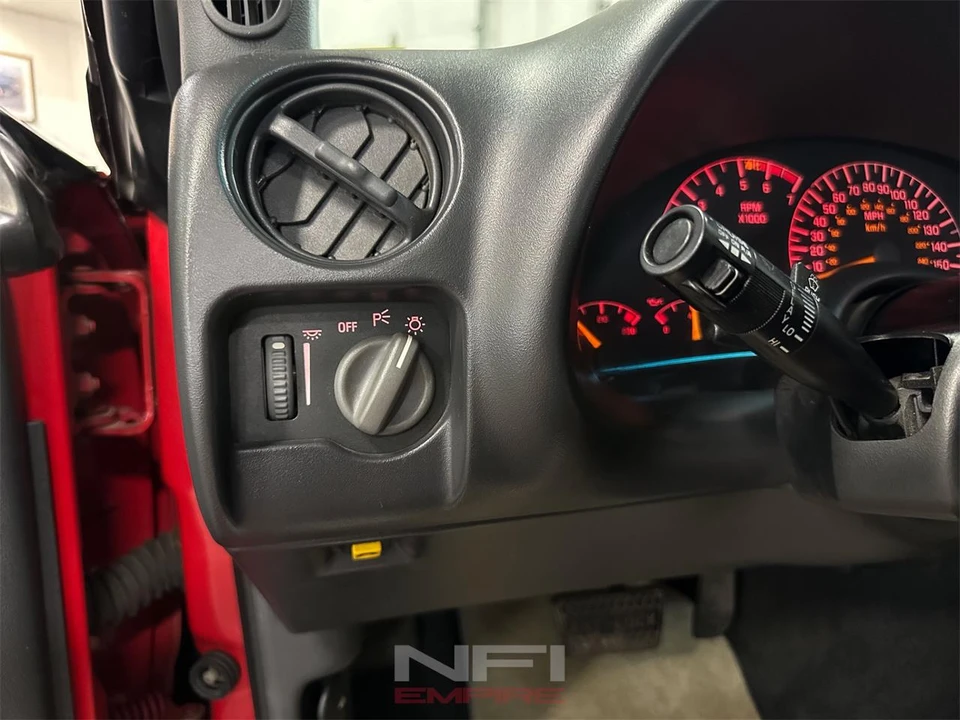 1994 Pontiac Firebird 4th Gen - Image 29 of 31