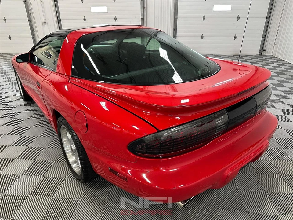 1994 Pontiac Firebird 4th Gen - Image 10 of 31
