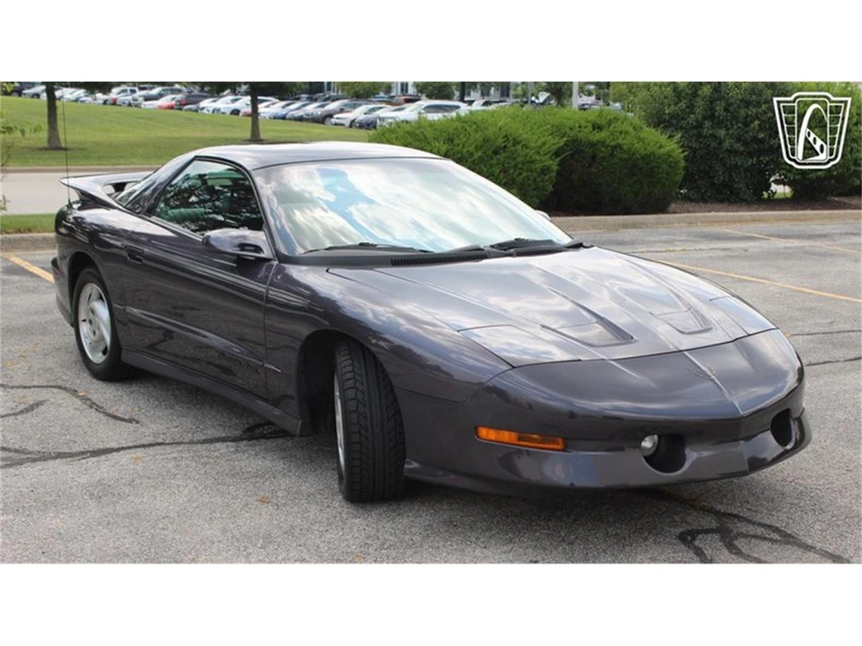 1994 Pontiac Firebird 4th Gen - Image 2 of 31