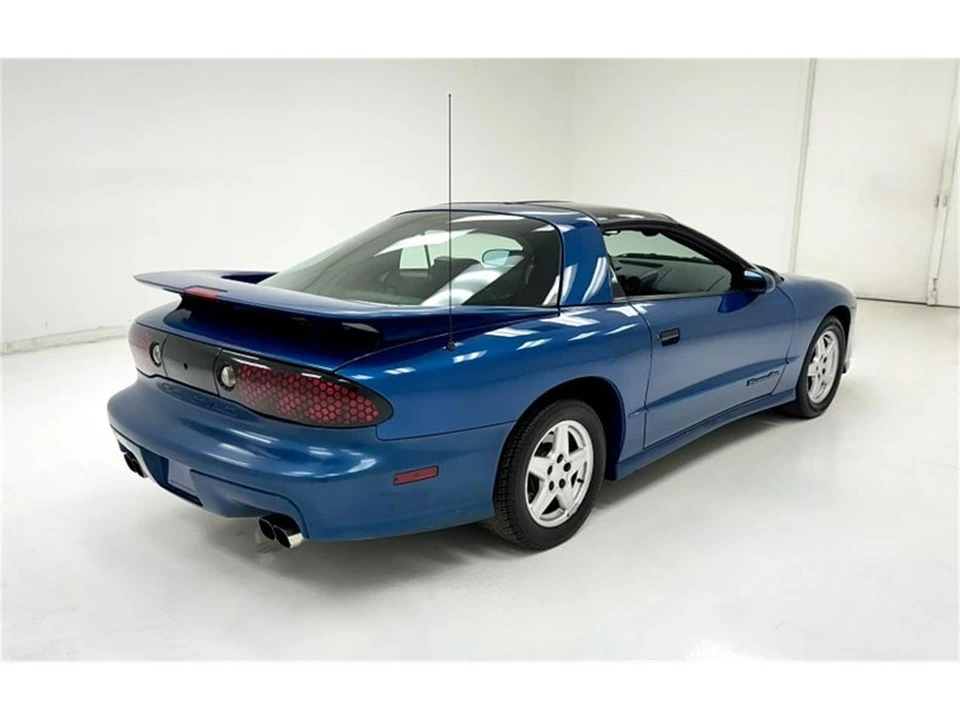 1994 Pontiac Firebird 4th Gen - Image 5 of 31