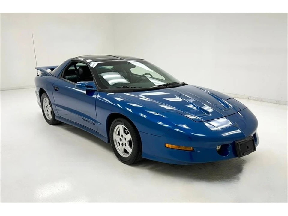 1994 Pontiac Firebird 4th Gen - Image 7 of 31
