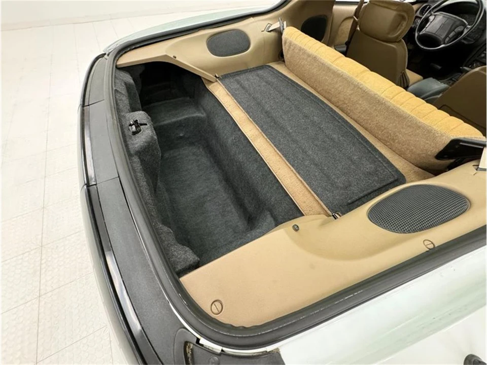1994 Pontiac Firebird 4th Gen - Image 25 of 31