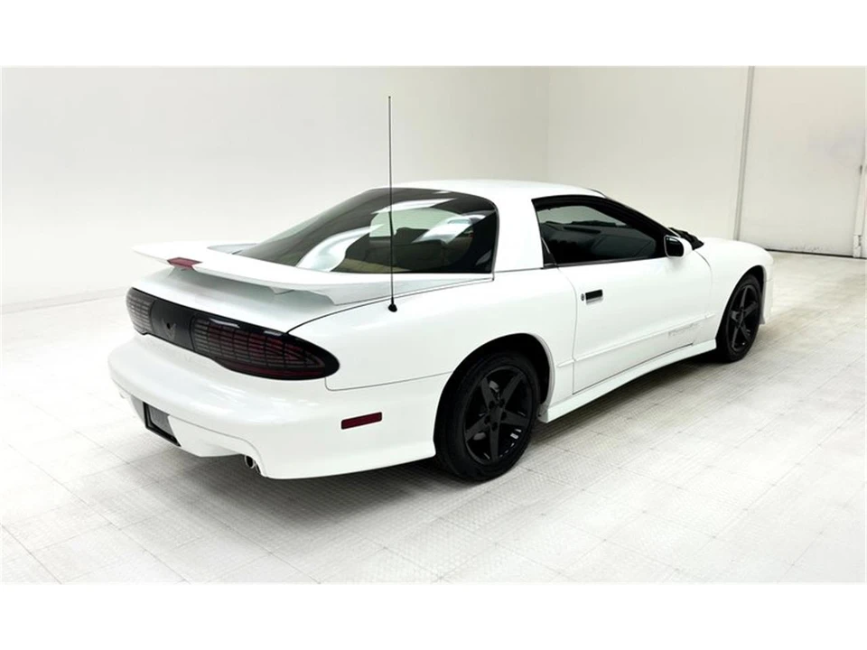 1994 Pontiac Firebird 4th Gen - Image 5 of 31