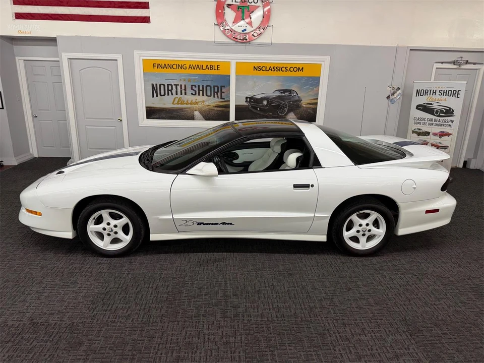 1994 Pontiac Firebird 4th Gen - Image 4 of 31