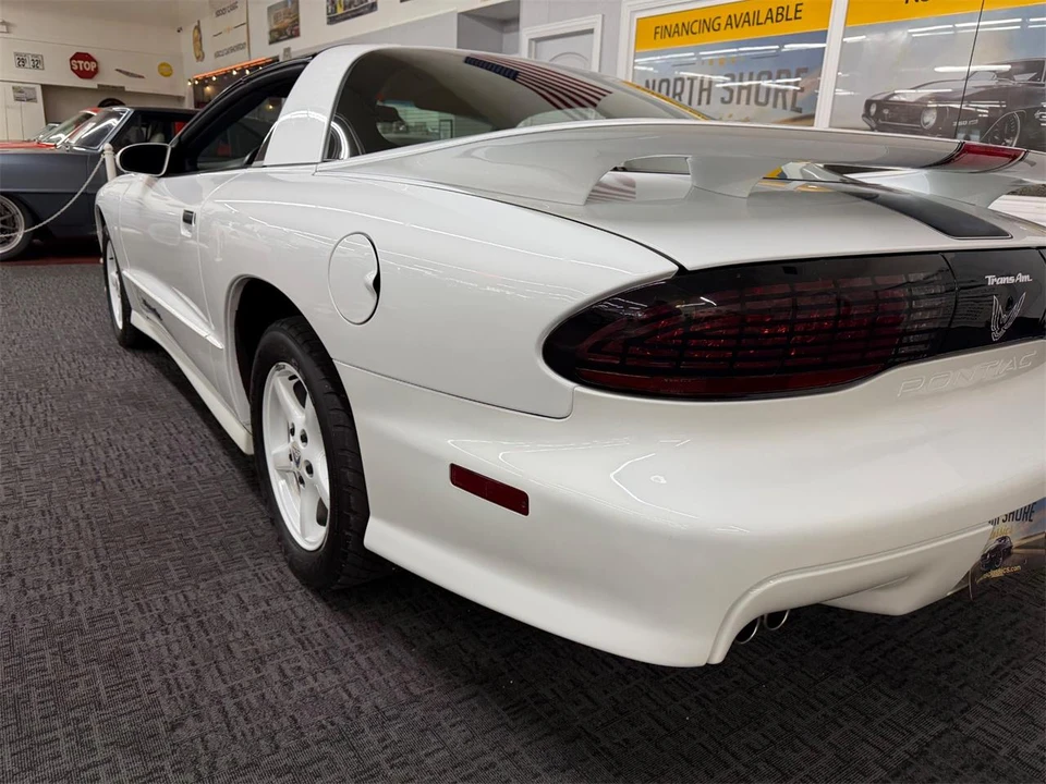 1994 Pontiac Firebird 4th Gen - Image 22 of 31