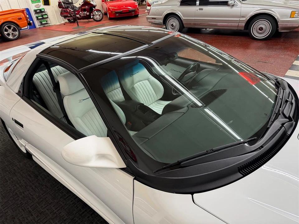 1994 Pontiac Firebird 4th Gen - Image 11 of 31