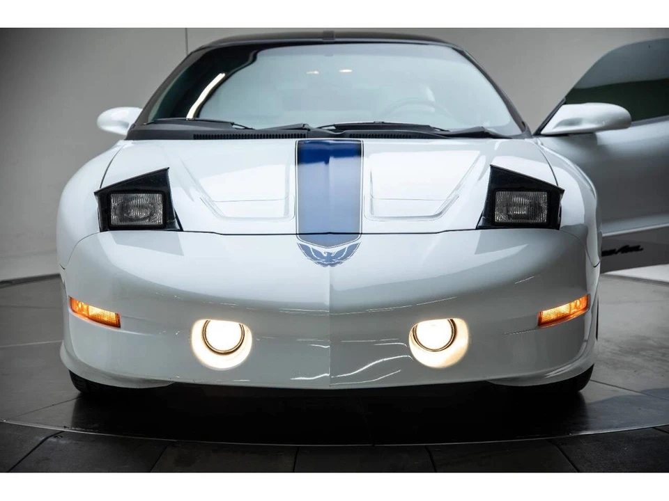 1994 Pontiac Firebird 4th Gen - Image 21 of 31