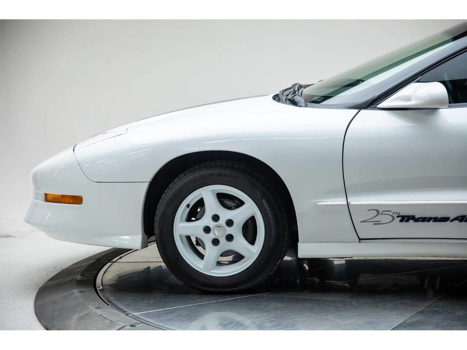 1994 Pontiac Firebird 4th Gen - Image 3 of 31