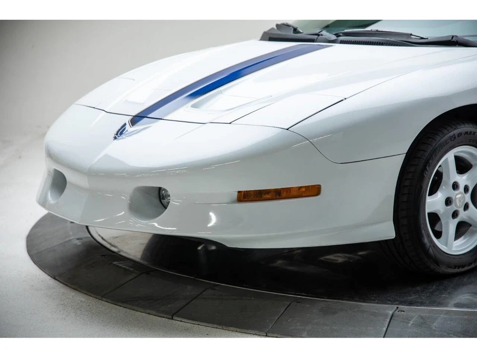 1994 Pontiac Firebird 4th Gen - Image 17 of 31