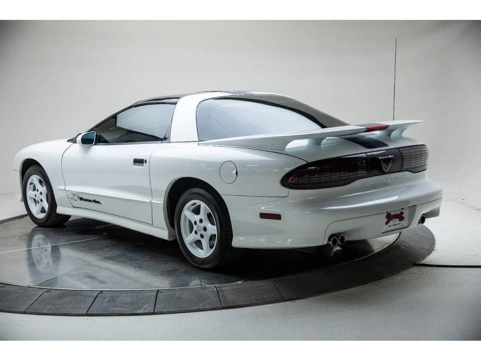 1994 Pontiac Firebird 4th Gen - Image 15 of 31