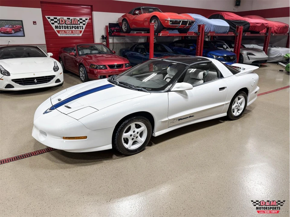 1994 Pontiac Firebird 4th Gen - Image 28 of 31