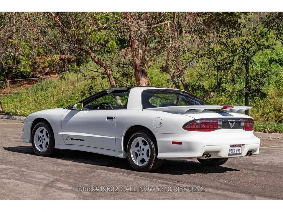 1994 Pontiac Firebird 4th Gen - Image 10 of 31