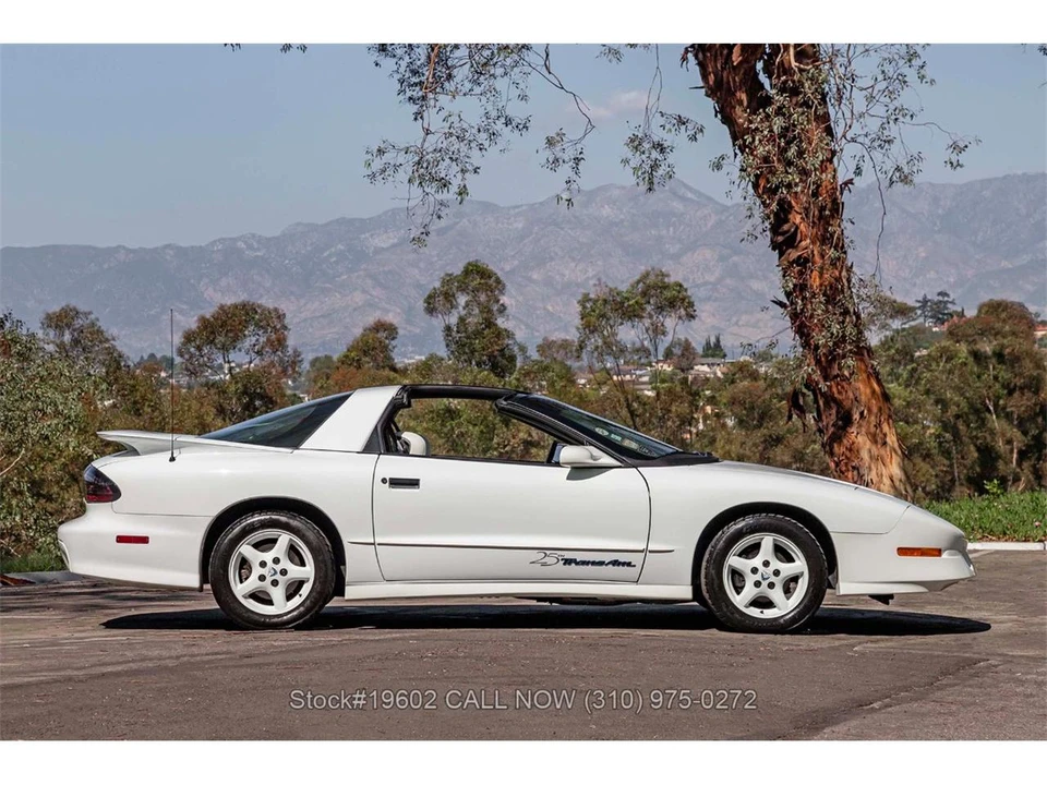1994 Pontiac Firebird 4th Gen - Image 5 of 31