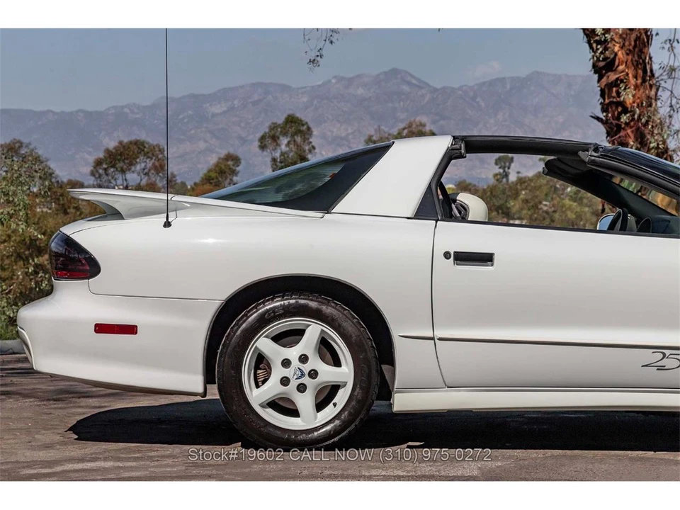 1994 Pontiac Firebird 4th Gen - Image 20 of 31