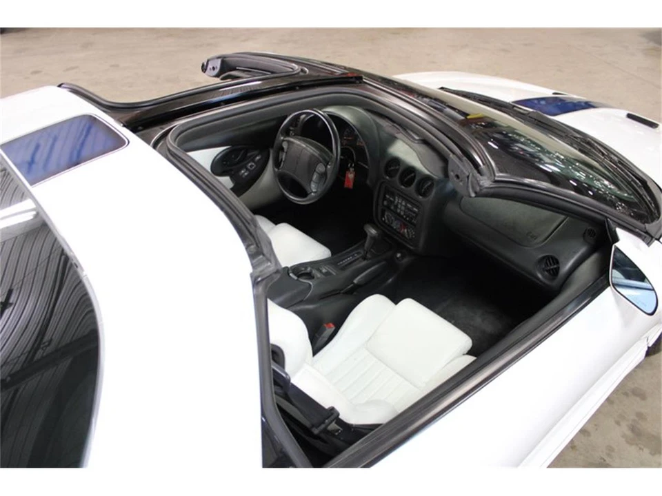 1994 Pontiac Firebird 4th Gen - Image 23 of 31