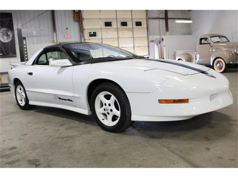 1994 Pontiac Firebird 4th Gen - Image 8 of 31