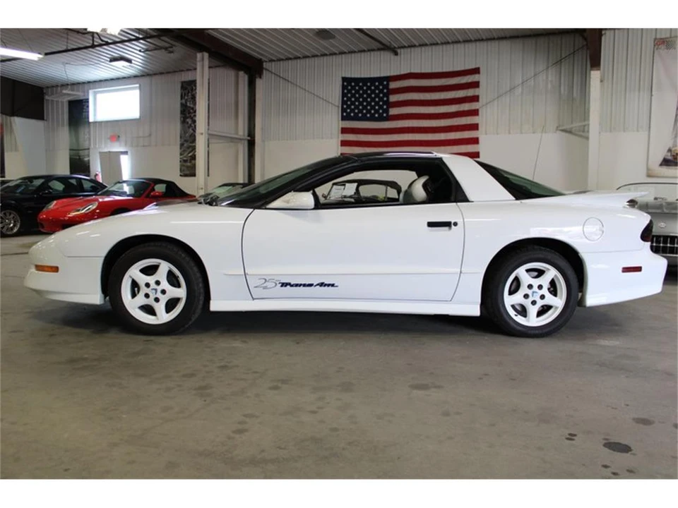 1994 Pontiac Firebird 4th Gen - Image 3 of 31