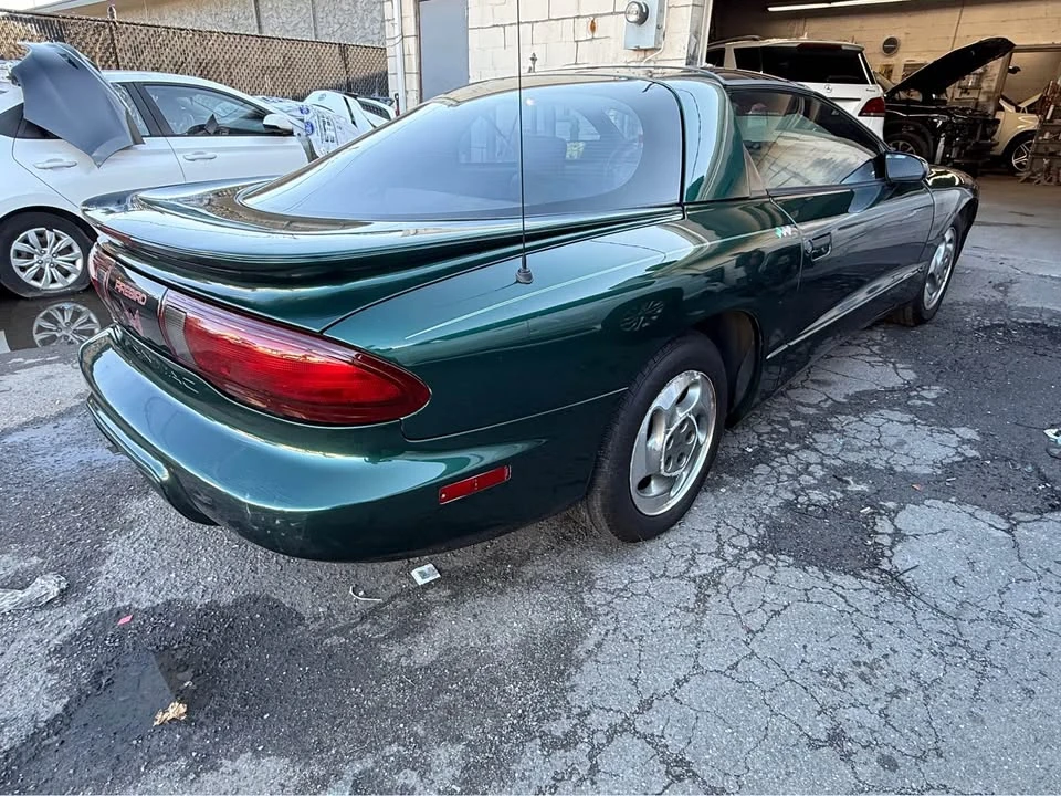 1994 Pontiac Firebird 4th Gen - Image 4 of 10