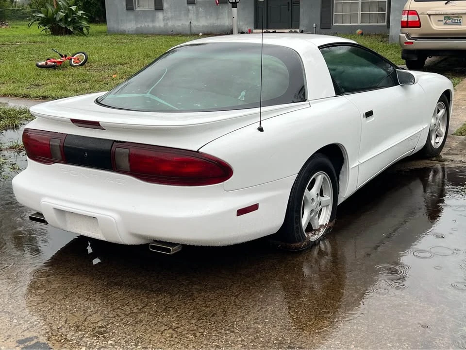 1994 Pontiac Firebird 4th Gen - Image 3 of 15