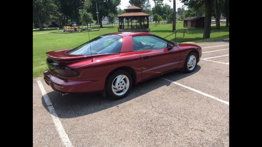 1994 Pontiac Firebird 4th Gen - Image 2 of 9