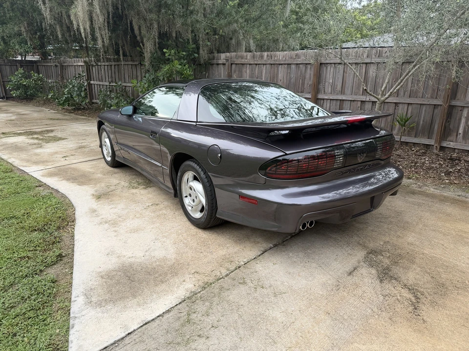 1994 Pontiac Firebird Formula 4th Gen - Image 10 of 31