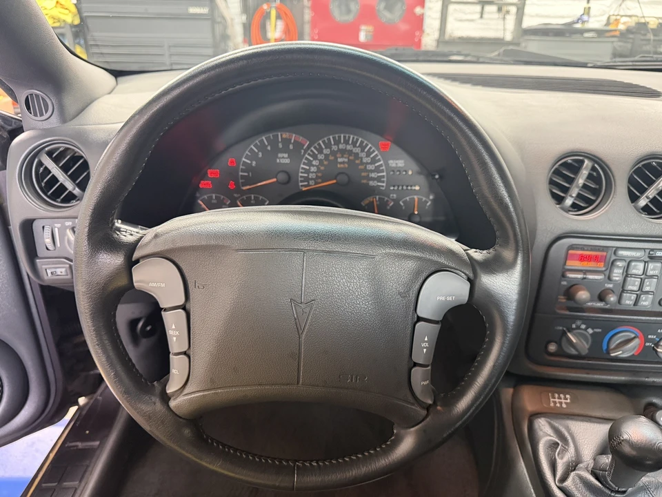 1994 Pontiac Firebird Formula 4th Gen - Image 18 of 31