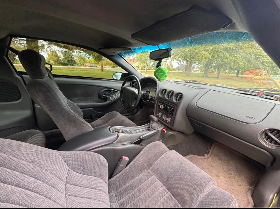 1994 Pontiac Firebird 4th Gen - Image 9 of 10