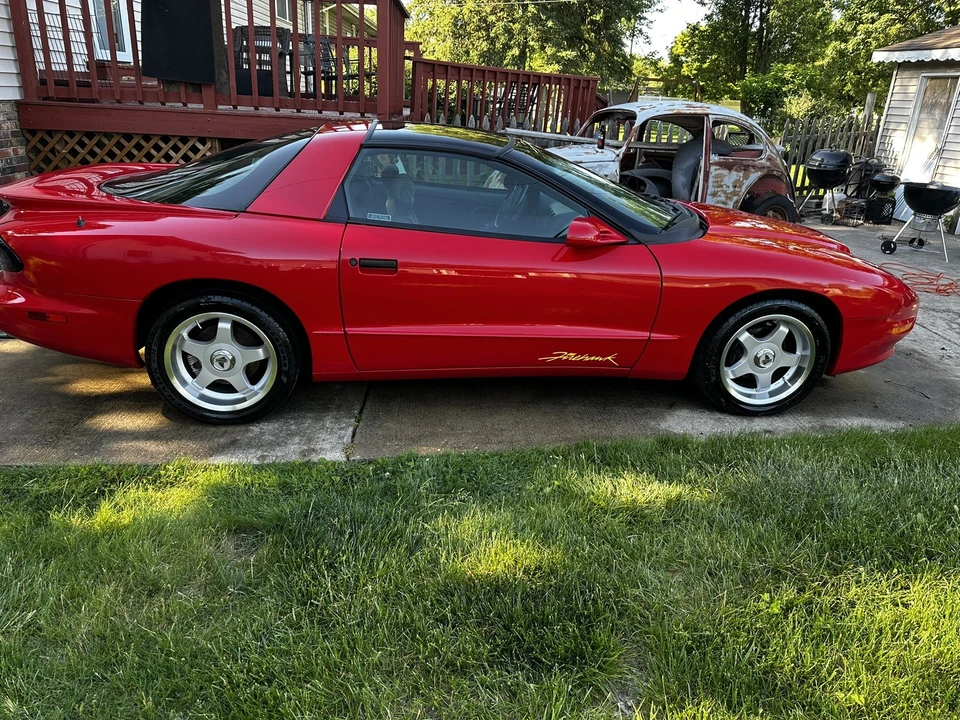 1994 Pontiac Firebird Formula 4th Gen - Image 18 of 25