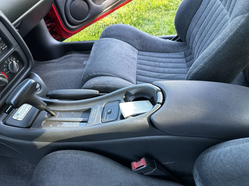 1994 Pontiac Firebird Formula 4th Gen - Image 11 of 25