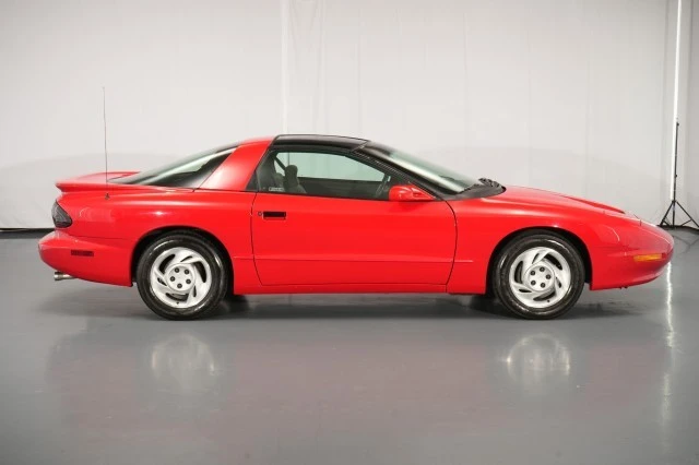 1994 Pontiac Firebird Formula 4th Gen - Image 23 of 31