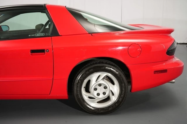 1994 Pontiac Firebird Formula 4th Gen - Image 6 of 31