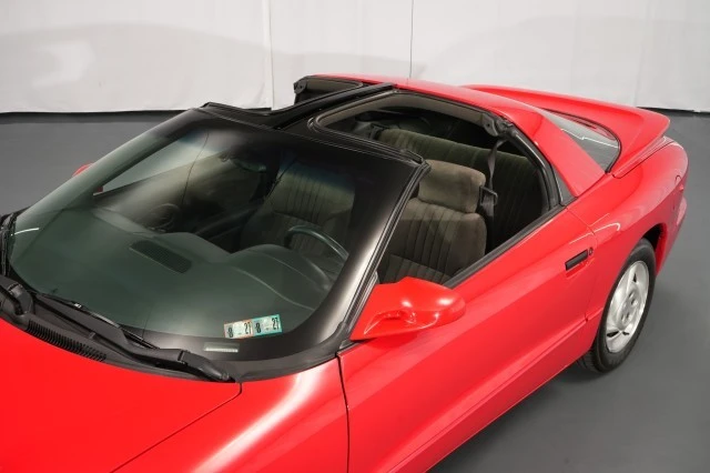 1994 Pontiac Firebird Formula 4th Gen - Image 22 of 31