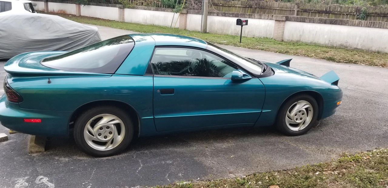 1994 Pontiac Firebird 4th Gen - Image 13 of 31