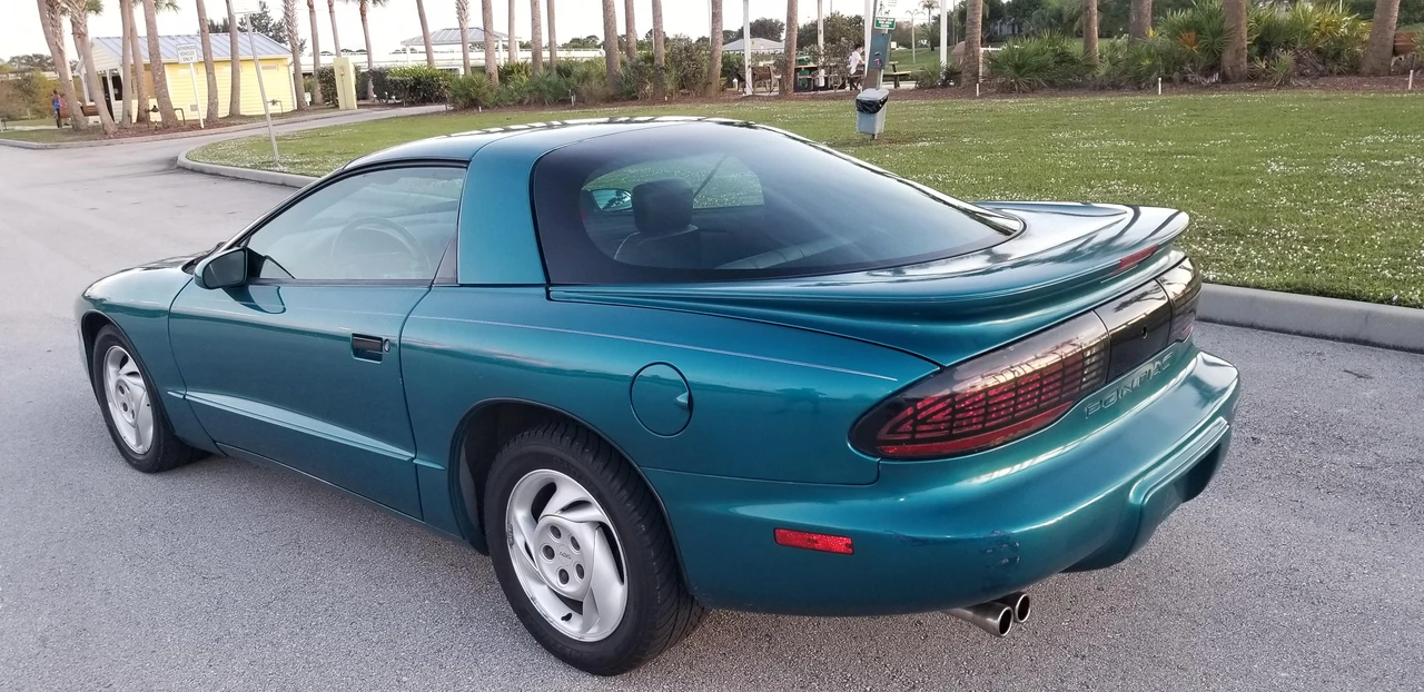 1994 Pontiac Firebird 4th Gen - Image 11 of 31