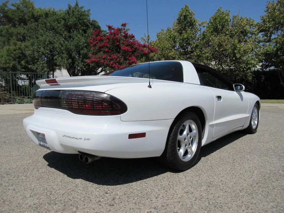 1994 Pontiac Firebird Formula 4th Gen - Image 4 of 22