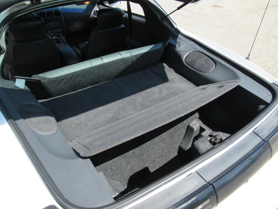 1994 Pontiac Firebird Formula 4th Gen - Image 16 of 22