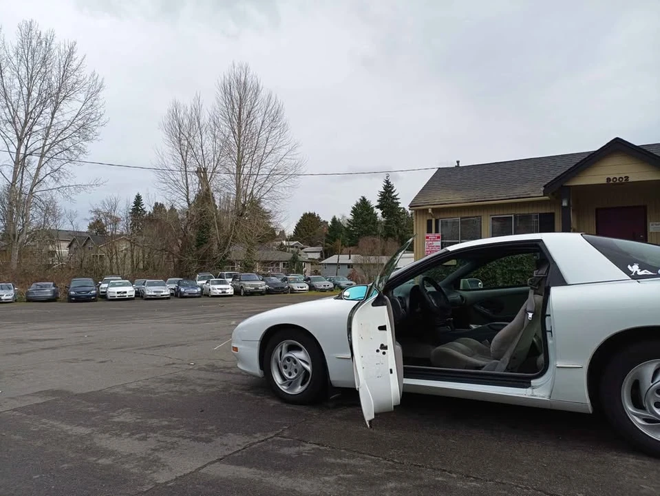 1994 Pontiac Firebird Formula 4th Gen - Image 9 of 17