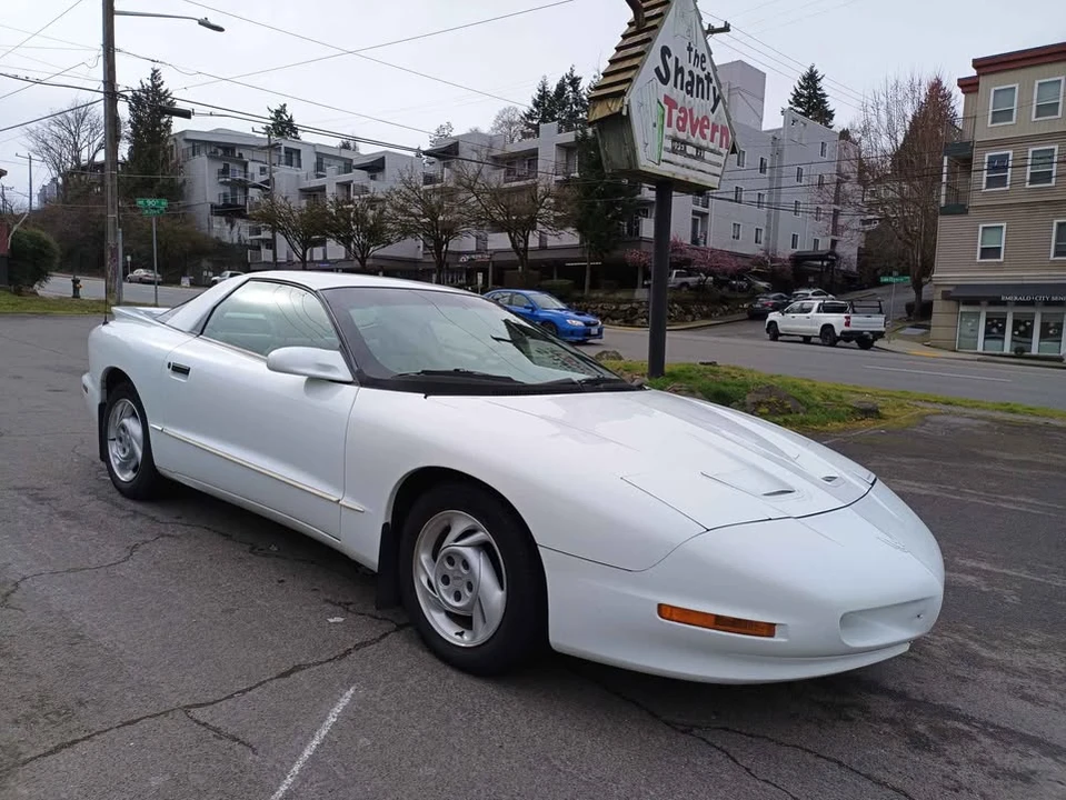 1994 Pontiac Firebird Formula 4th Gen - Image 4 of 17