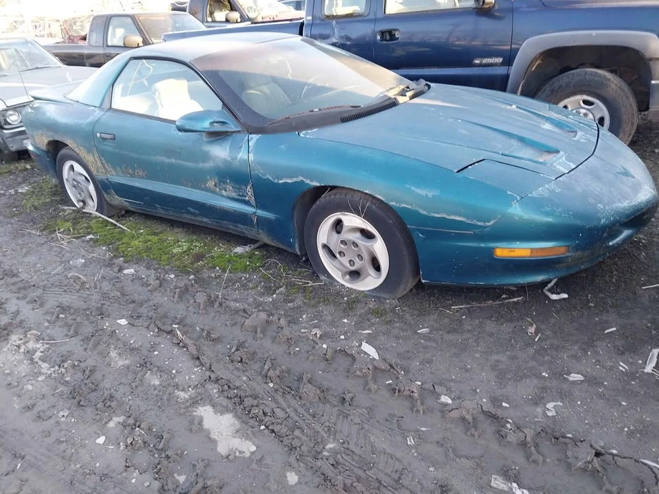 1994 Pontiac Firebird Formula 4th Gen - Image 2 of 9